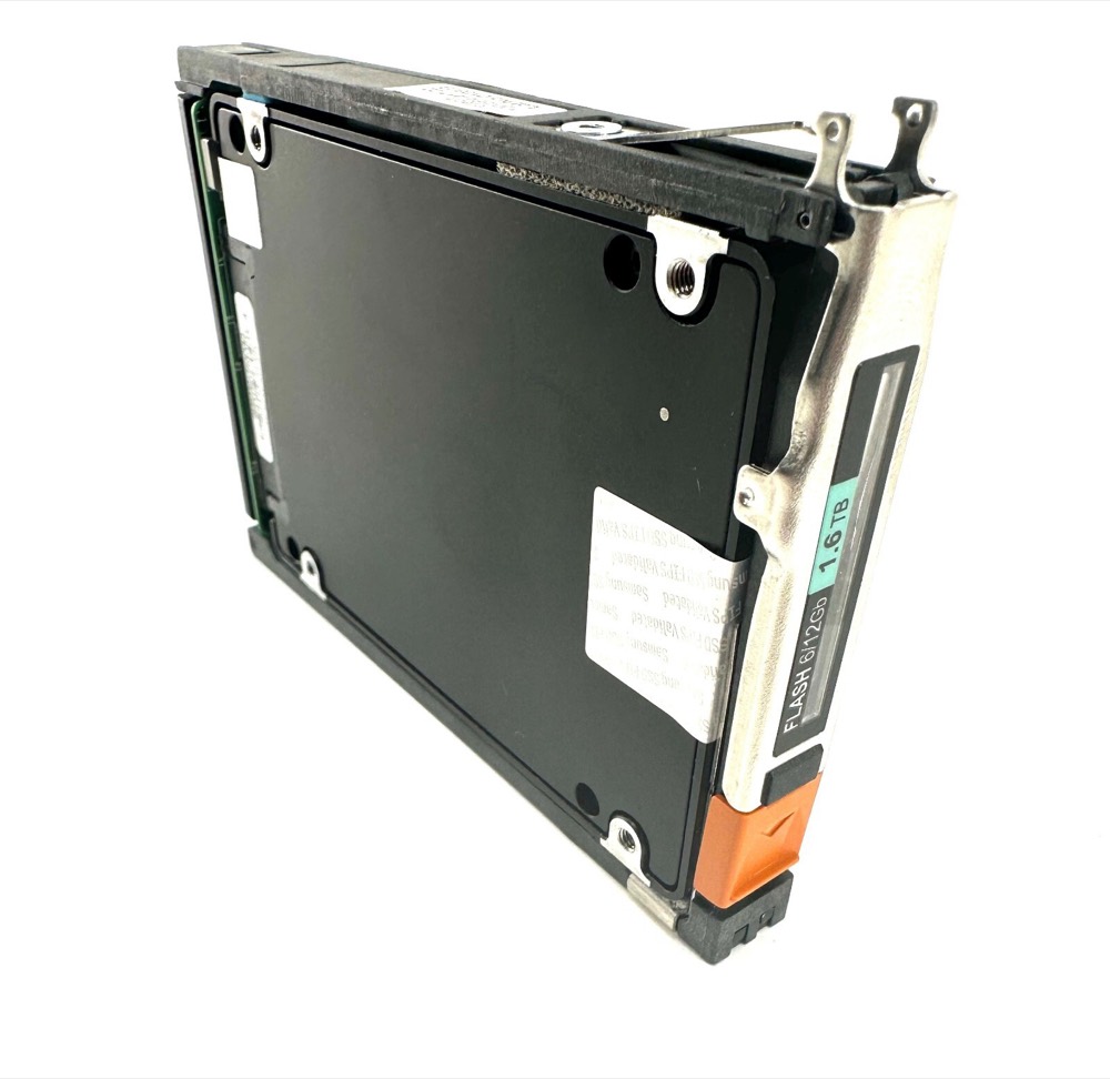 Накопитель 005053326 EMC FLASH 6/12 1.8TB 10K 2.5 12G SAS 4160 UNITY — фото 1