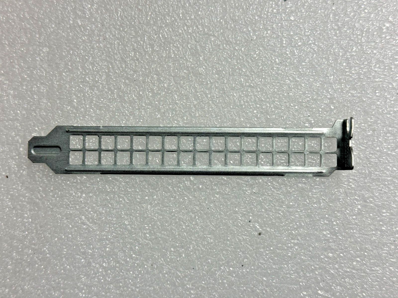 Заглушка слота PCIe Supermicro 01-SC93836, полнопрофильная, перфорированная — фото 1