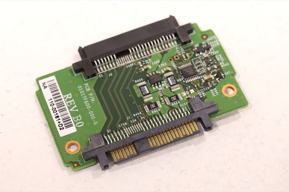 Бэкплейн Generic SATA Server Hard Drive Adapter Backplane Board P/N: 01017F600-000-G — фото 1