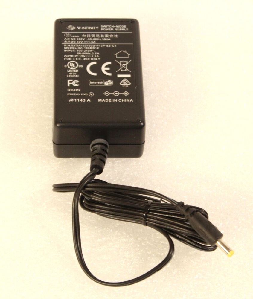Адаптер 028X6 ETSA120150U-P139-SZ-C1 Dell Infinity 18W 12V 1.5A Power Adapter — фото 1
