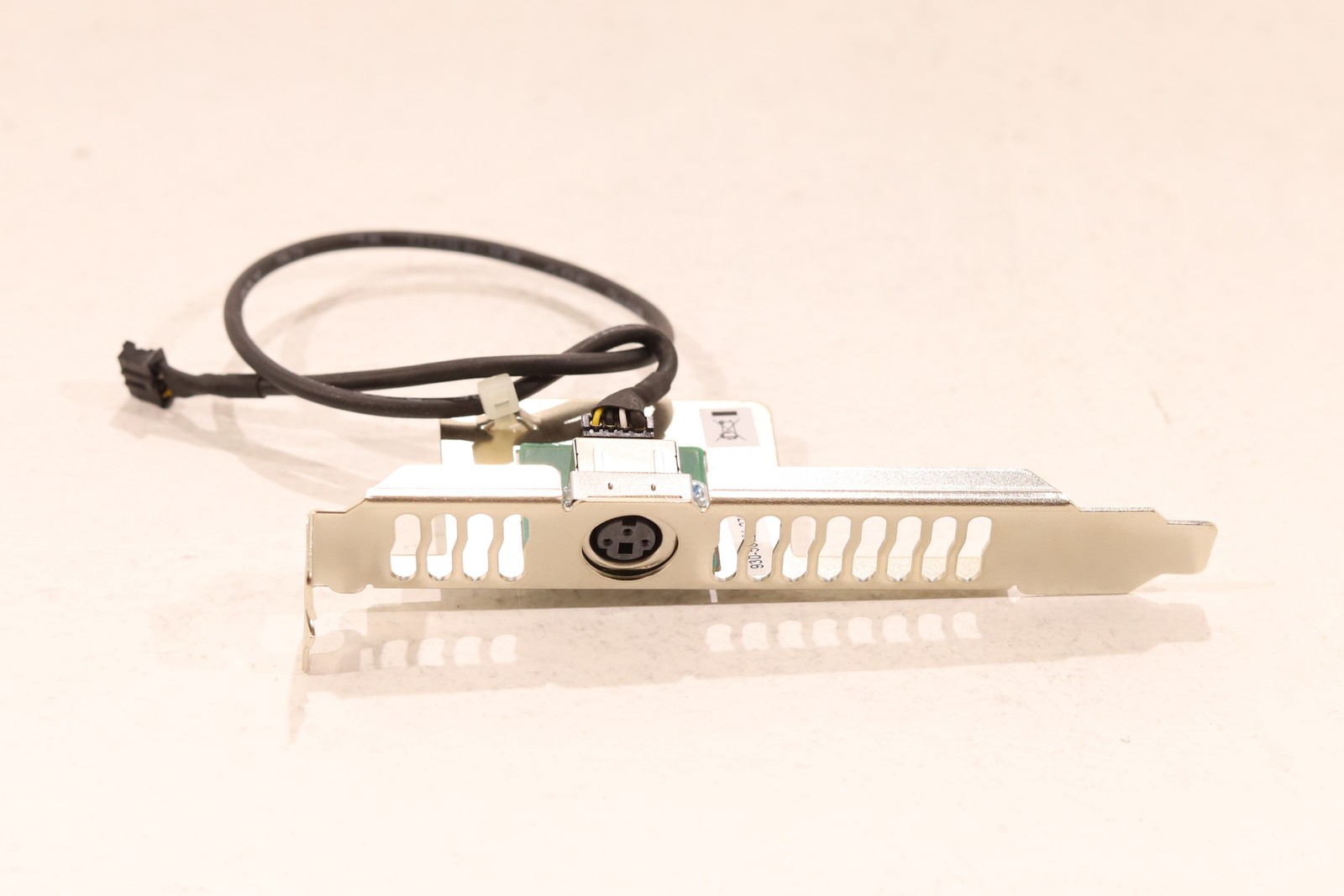 Крепление Lenovo NVIDIA Stereo 3D Bracket H/Profile with Cable FRU P/N: 03W5467 Tested — фото 3