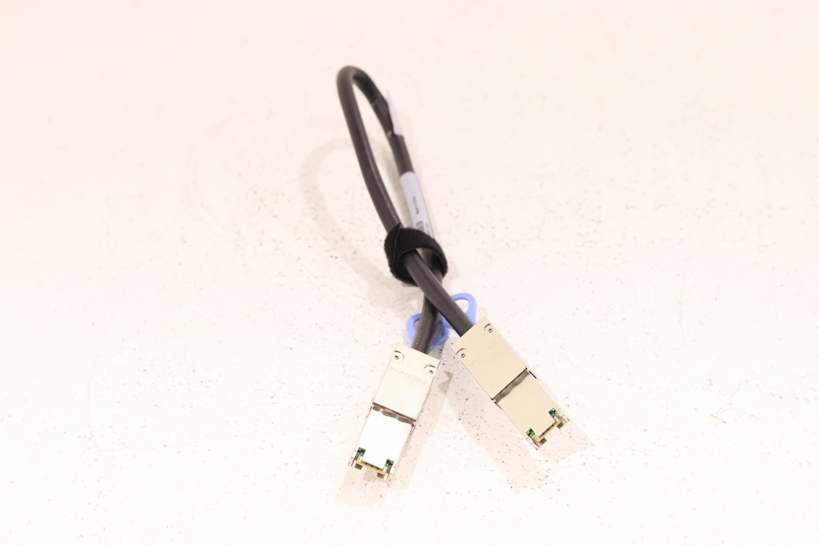 Кабель Dell High-Speed External Mini-SAS Data & Stacking Cable Dell P/N: 0YP20D Tested — фото 1