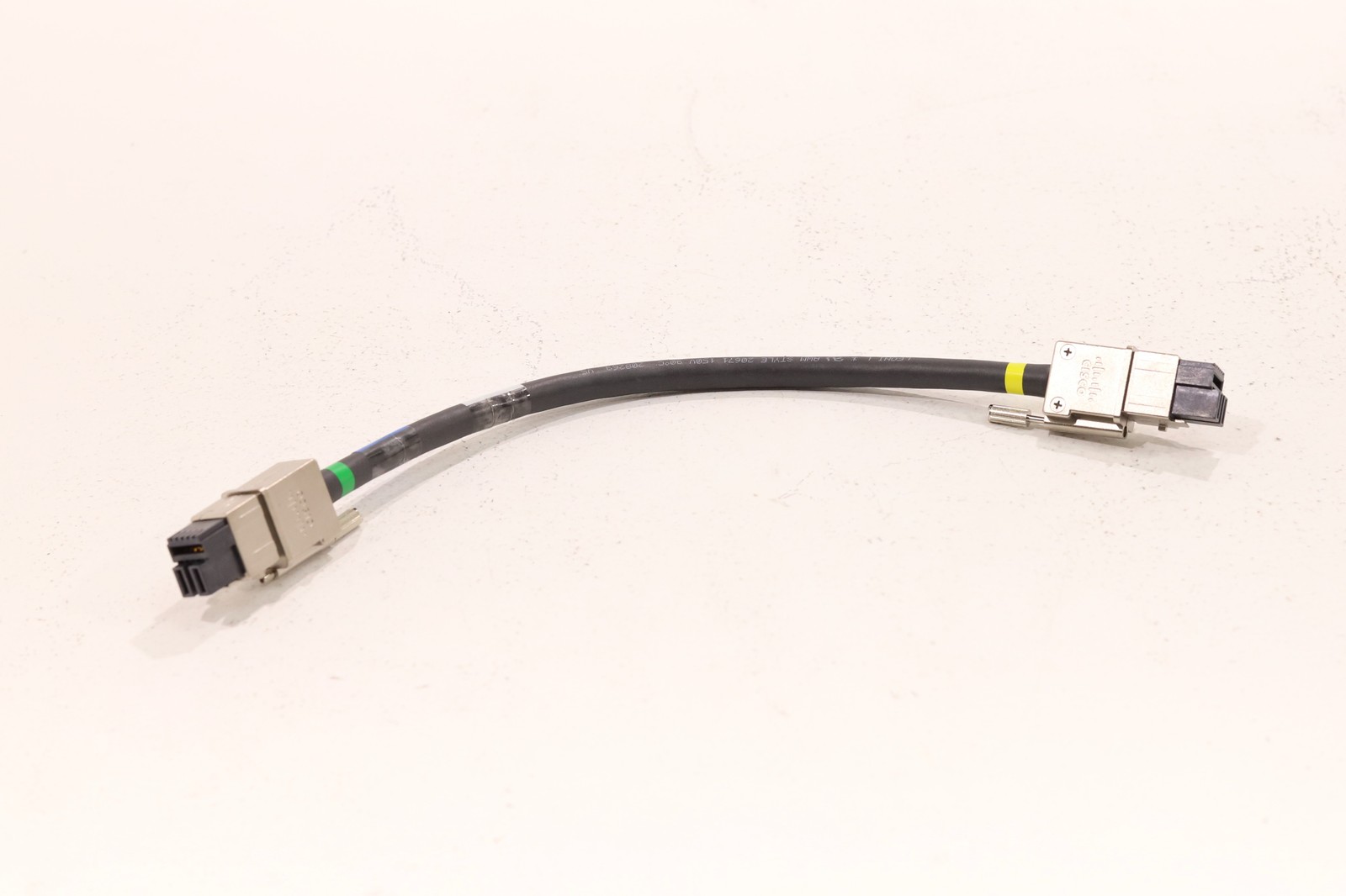 Коммутатор Cisco Catalyst Series Switch 1-Feet Stack Power Cable P/N: 37-1122-01 Tested — фото 1