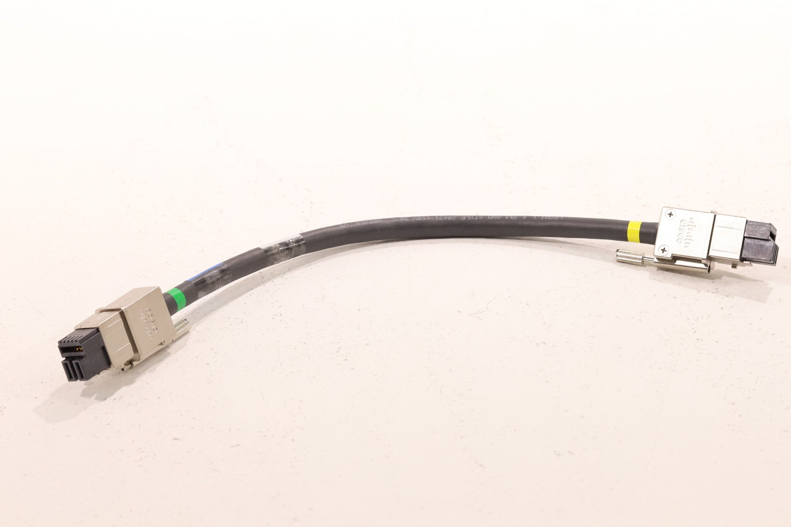 Коммутатор Cisco Catalyst Series Switch 1-Feet Stack Power Cable P/N: 37-1122-01 Tested — фото 2