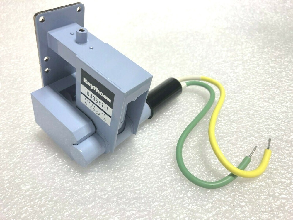 Компонент 1033567-1 NEW Raytheon MARINE Magnetron MICROWAVE TUBE — фото 1