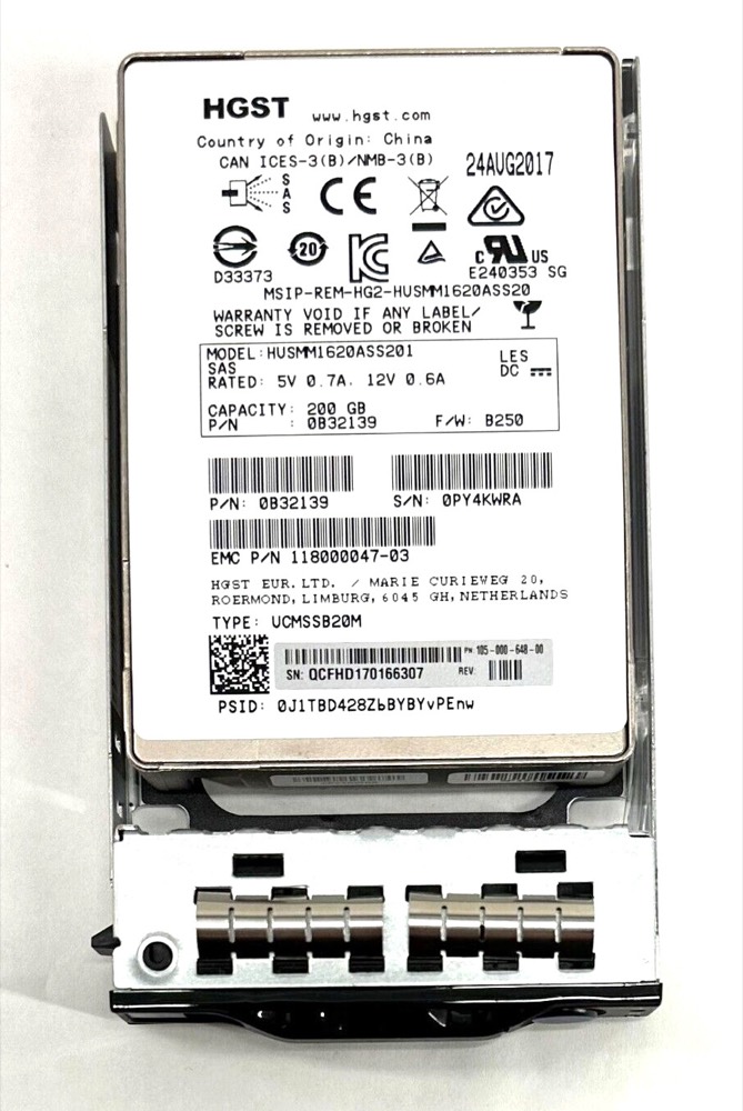 SSD-накопитель 105-000-648-00 EMC 200GB 2.5" SCP HGST SSD QUANTA Carrier — фото 1