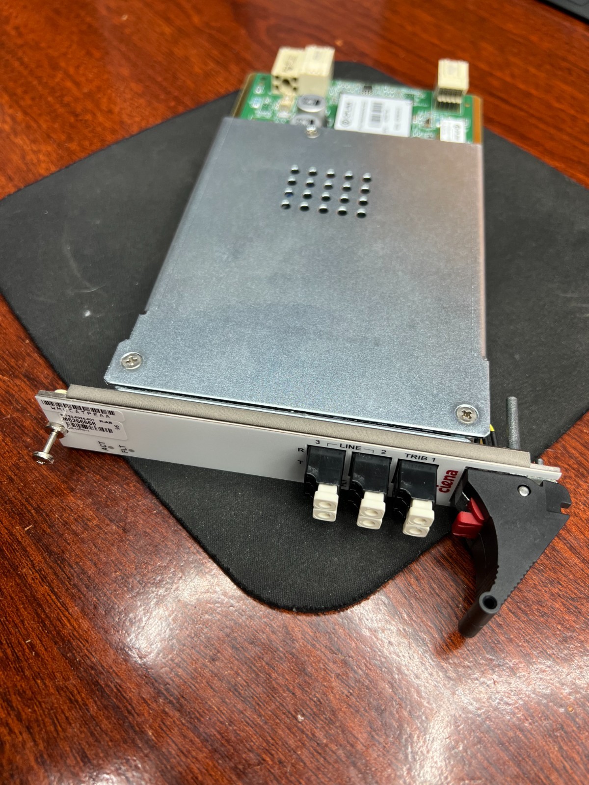 Коммутатор оптической защиты Ciena CN-OPS-1 1x2 RX (B-720-0024-001) — фото 1