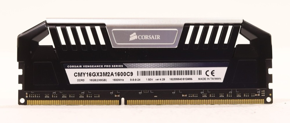 Модуль памяти Corsair Vengeance 1x8GB PC3-12800 DDR3-1600MHz Memory P/N: CMY16GX3M2A1600C9 — фото 2