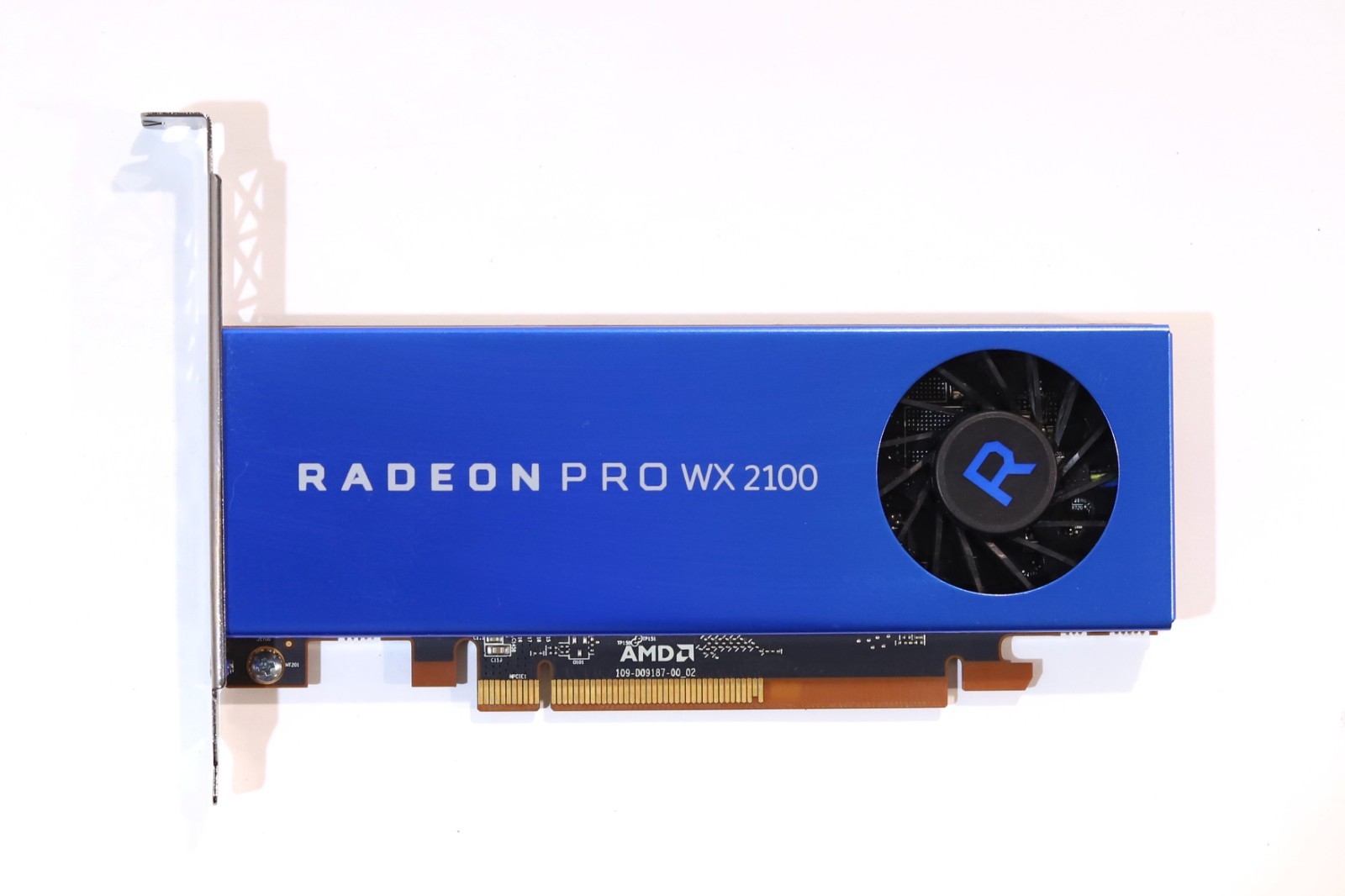 Графический ускоритель AMD Radeon Pro WX 2100 2GB GDDR5 PCIe x16 Graphics Card P/N: 102D0910200 Tested — фото 3