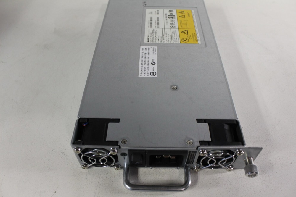Блок питания Brocade 23-0000067-01, REV B, PSU2000W, ECD14020006/06 2000W PSU — фото 1