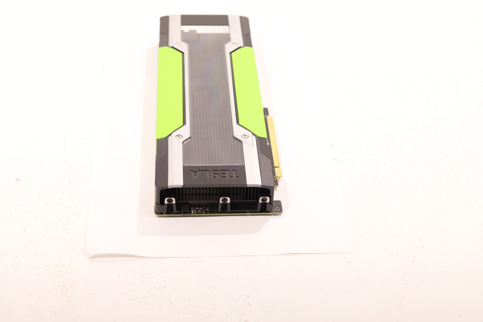 Графический ускоритель New ListingNvidia Tesla K80 24GB GDDR5 PCIe Graphics Card W/Bracket Dell P/N: 0HHCJ6 Tested — фото 2