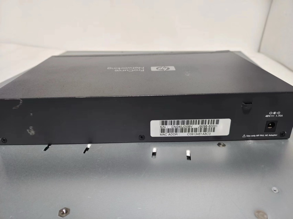 Коммутатор Cisco 2520G-8-POE — фото 2