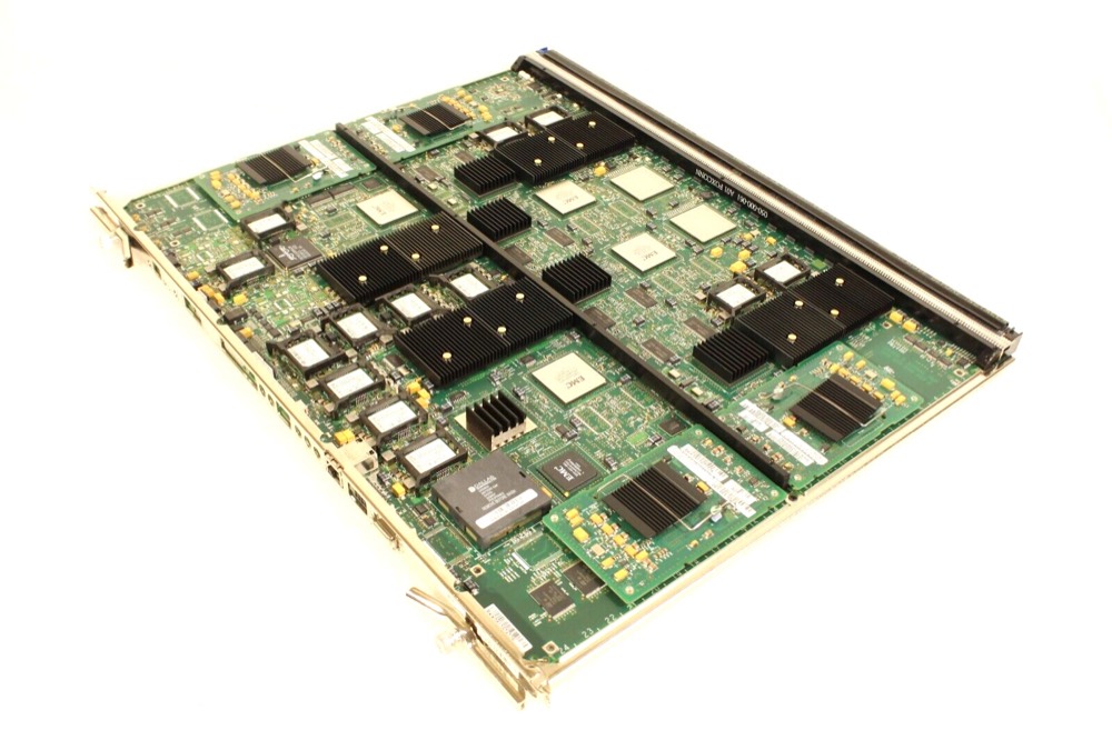 Директор (SAN-коммутатор) EMC 293-801-970E 4GB SYMM7 Universal Director Card — фото 1