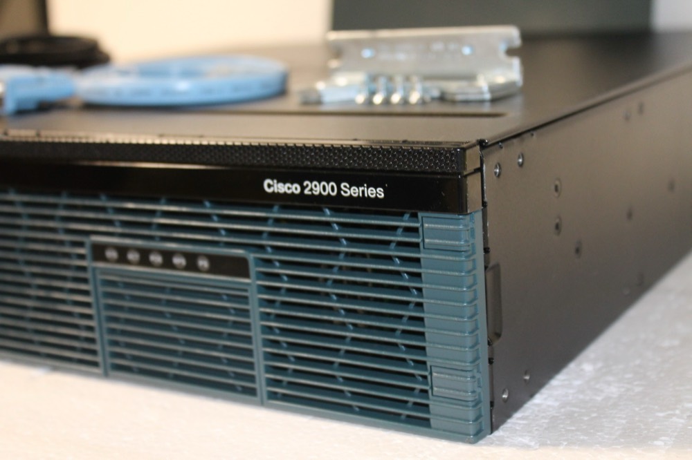 Маршрутизатор Cisco 2951-HSEC — фото 2