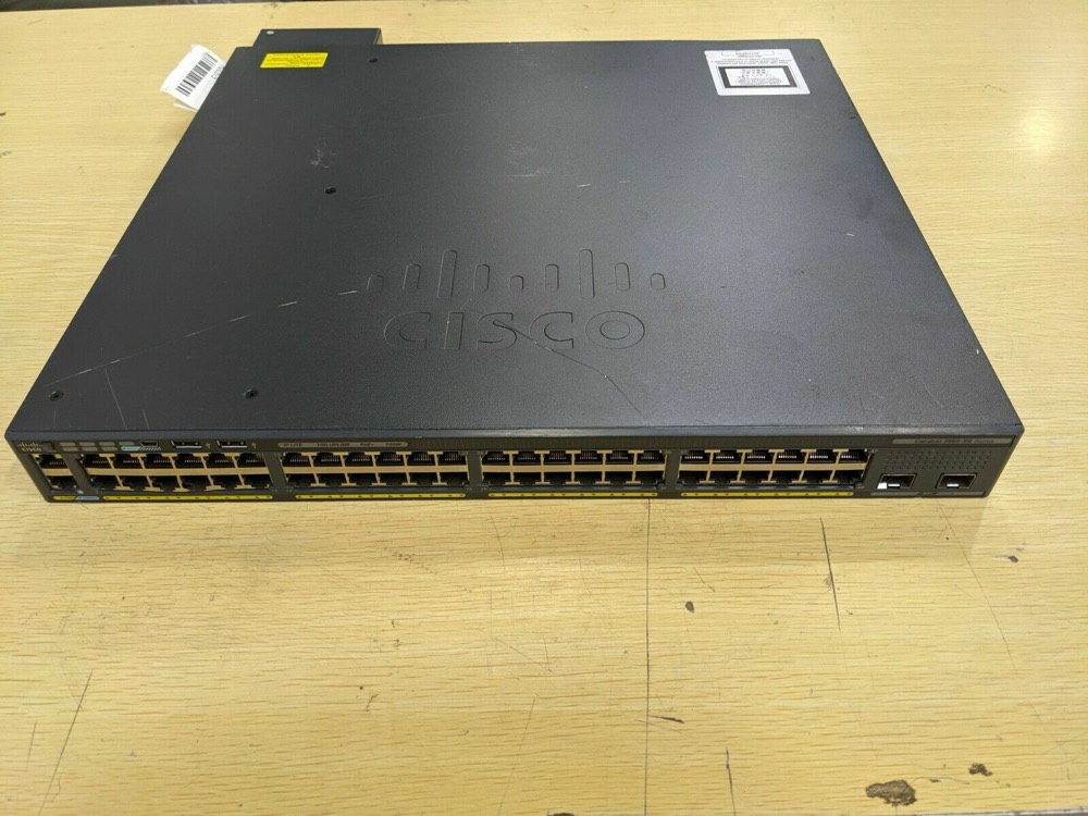 Коммутатор Cisco 2960XR — фото 2