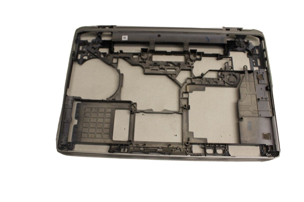 Корпусная деталь 2P6CJ 02P6CJ Dell Latitude E6430 Laptop Bottom Base Cover Assembly — фото 1