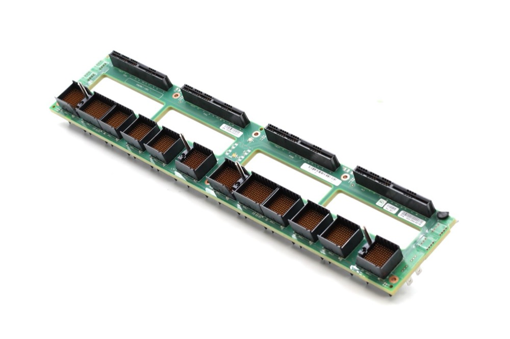 Бэкплейн EMC TRPE Control Power Distributor Backplane Board P/N: 303-094-001B Tested — фото 1