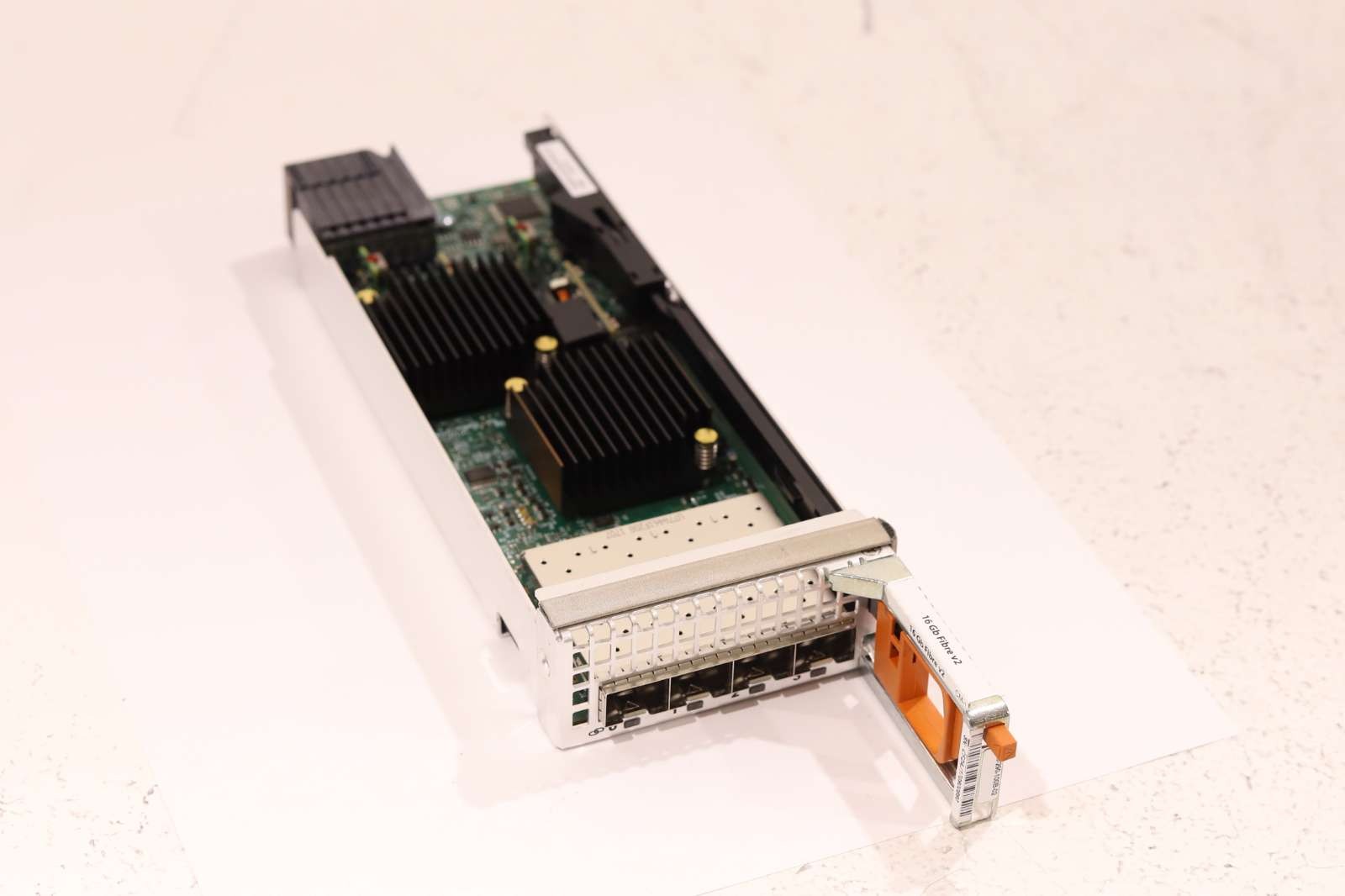 Модуль EMC Quad-Port 16GB Fibre Channel I/O Network Module P/N: 303-290-100B-02 Tested — фото 1