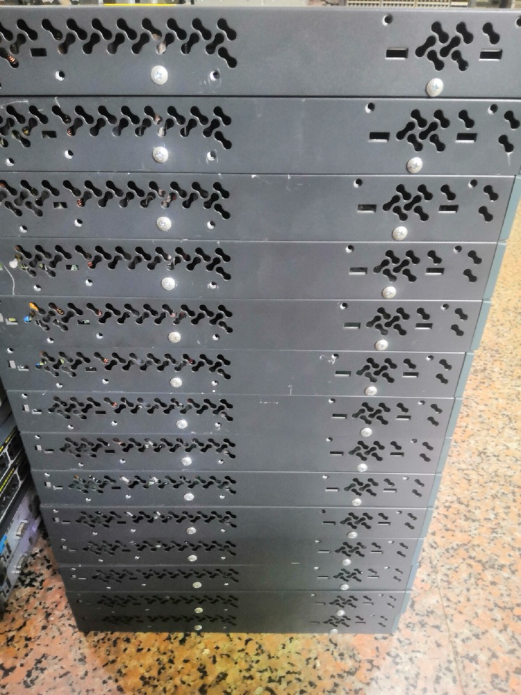 Коммутатор Cisco 3560G-24ps-s — фото 2
