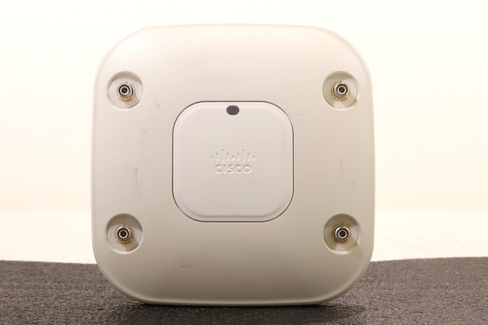 Точка доступа Cisco Aironet 3602E Dual-Band Wireless Access Point P/N: AIR-CAP3602E-A-K9 V01 — фото 1