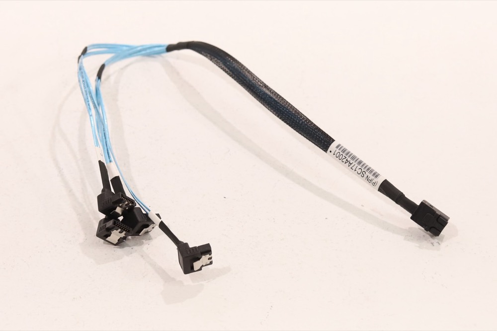 Кабель Lenovo Mini-SAS to 4-SATA 7-Pin Cable FRU P/N: 00FL663 Tested Working — фото 1