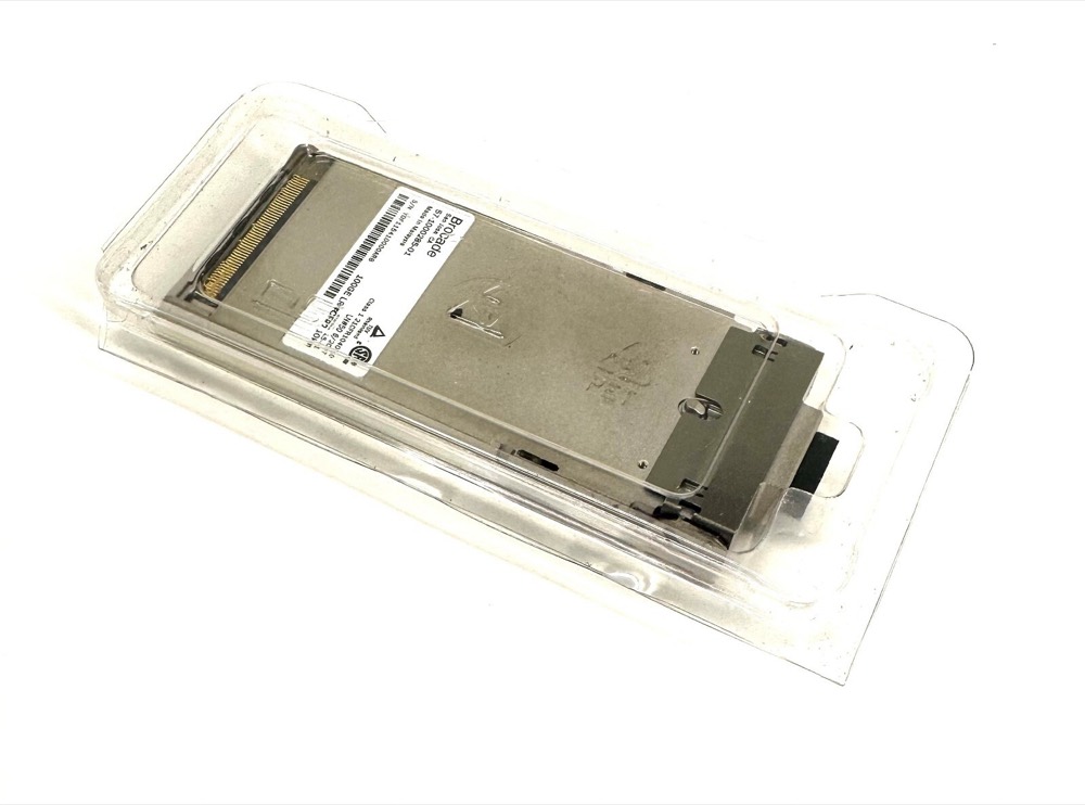 Трансивер 57-1000285-01 Brocade 100G-LR4-CFP2-10Km 100GE Transceiver Module — фото 1