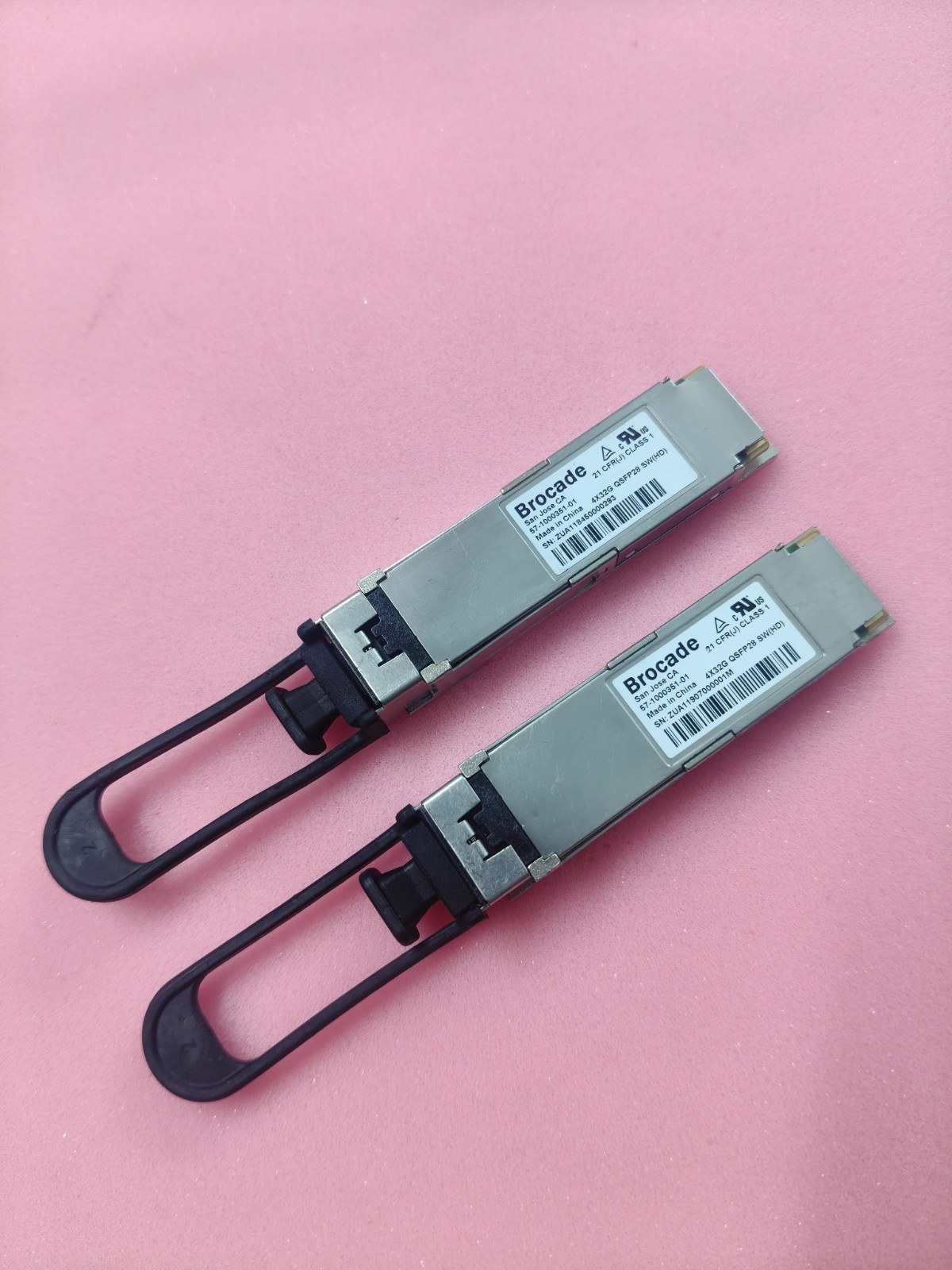 Трансивер Brocade 57-1000351-01 QSFP 32G FC SWL (XBR-000275) — фото 3