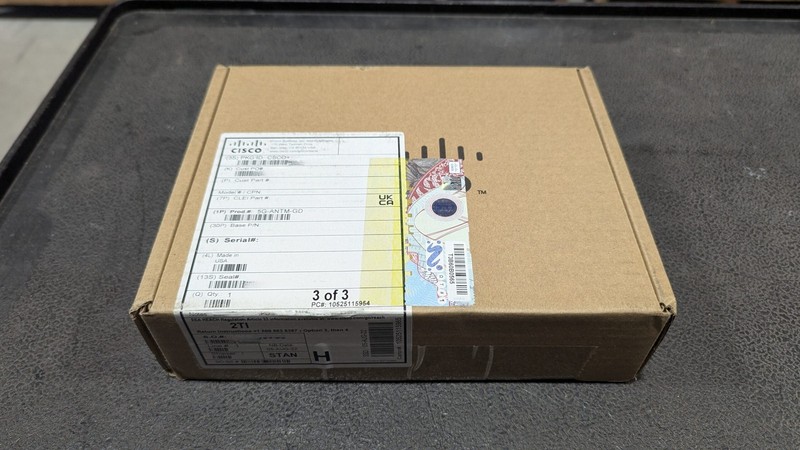 Коммутатор Factory Sealed Cisco 5G-ANTM-GD Indoor Ceiling Mount — фото 1