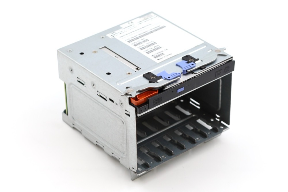 Бэкплейн IBM 6-Slots SAS SFF DASD SATA Media Backplane Board W/HH Bay FRU P/N: 00E0968 — фото 1