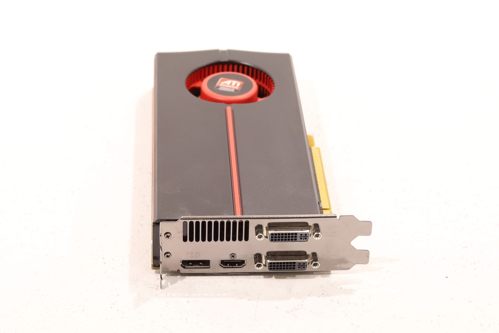 Графический 633898-001 ускоритель HP ATI Radeon HD 6770 1GB GDDR5 PCIe x16 Graphics Card P/N: 633898-001 Tested — фото 2