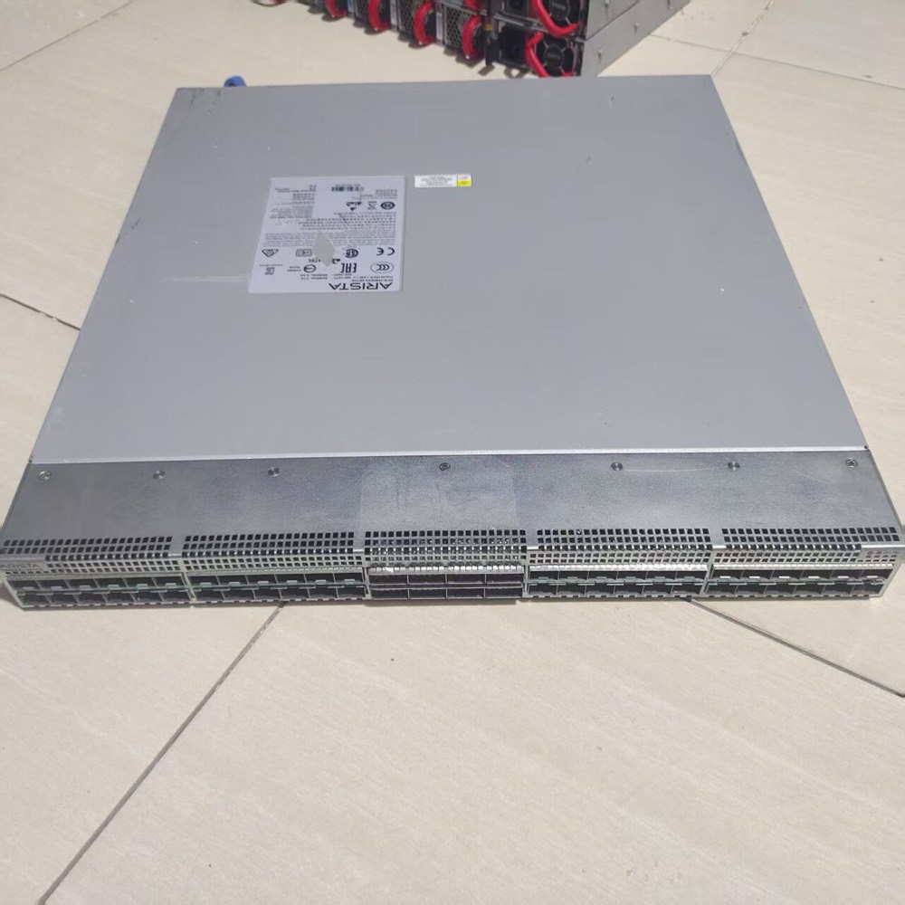 Коммутатор Arista 7050sx3-48yc8 — фото 1