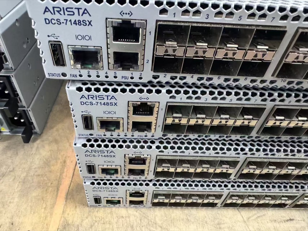 Оборудование Cisco 7148sx — фото 1