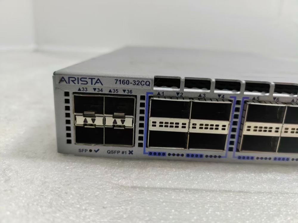 Оборудование Cisco 7160-32CQ — фото 1