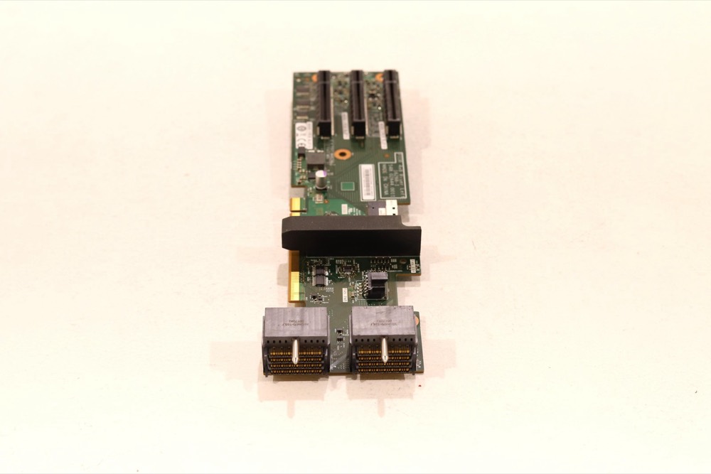 Райзер Lenovo ThinkSystem Modular Enclosure 7X22 PCIe Left Riser Card FRU P/N: 00MW532 — фото 3
