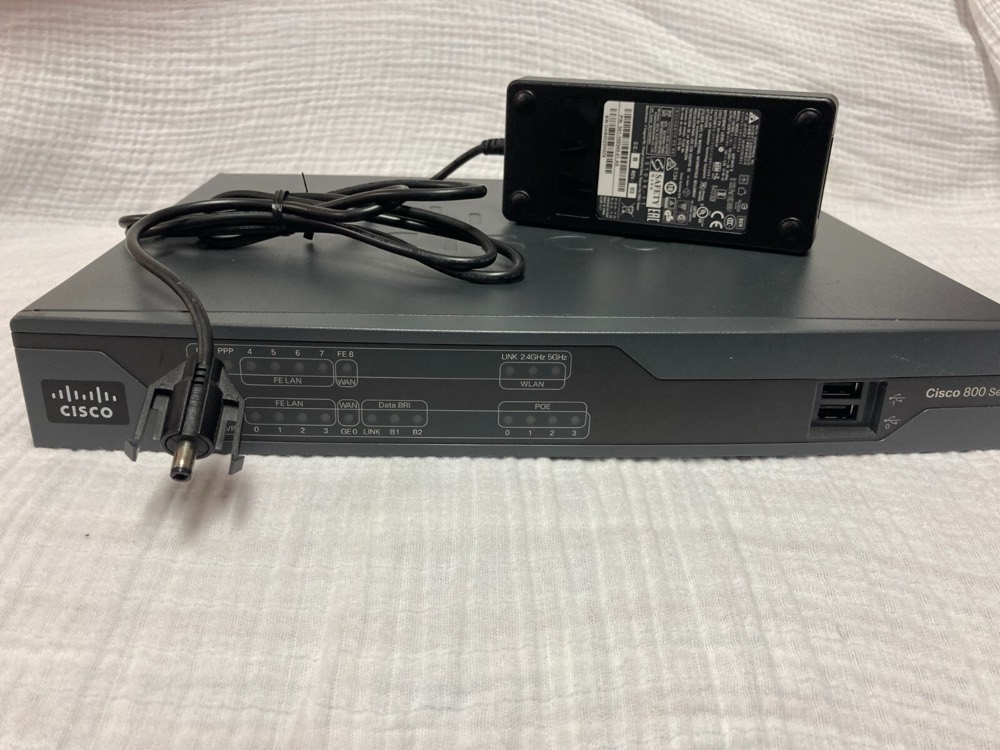 Маршрутизатор CISCO 892J-K9 — фото 1