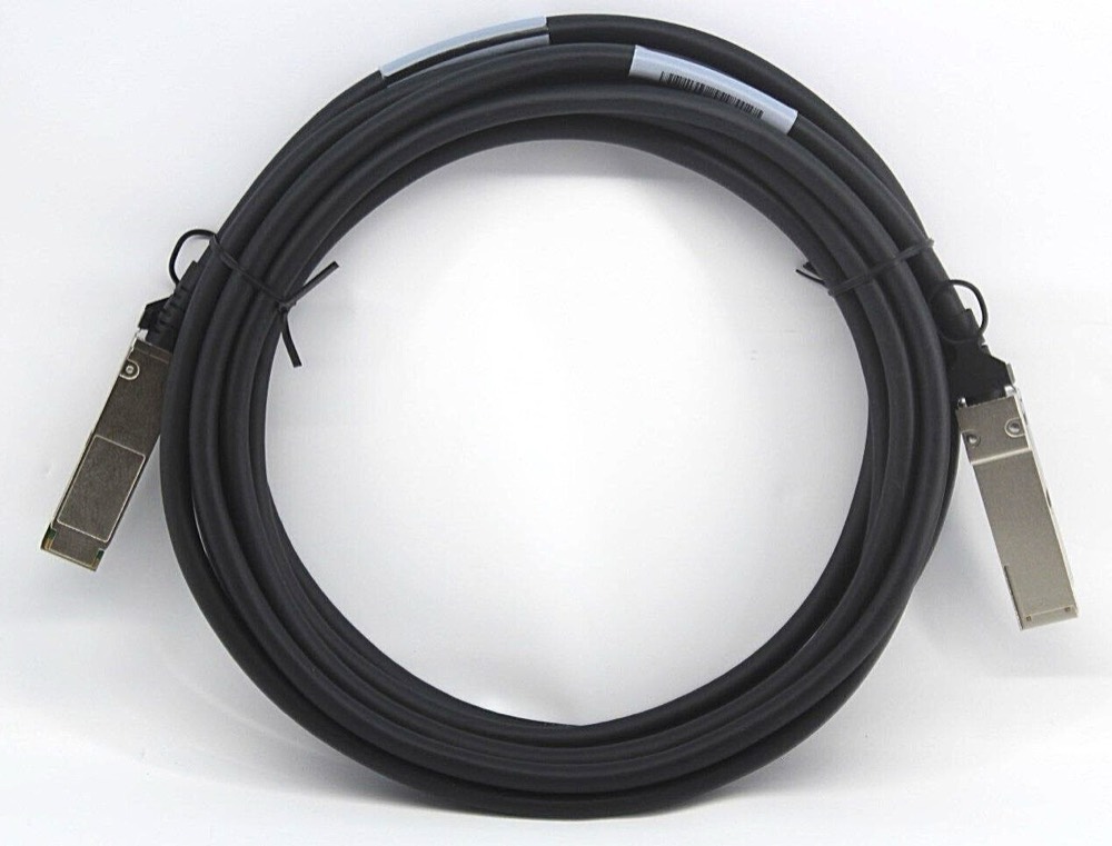 Трансивер 8NXCK Dell Force10 5M 40GbE QSFP+-QSFP+, direct attach cable 08NXCK 1110409132 — фото 1
