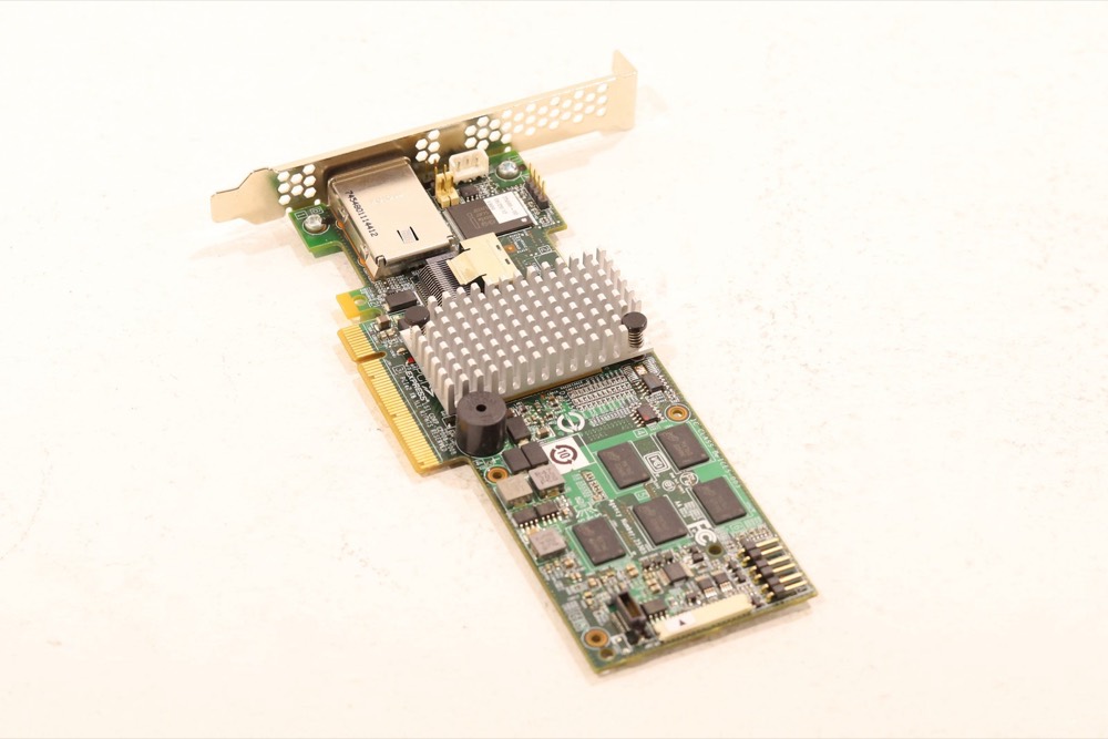 Плата LSI MegaRAID 9280-4i4e 8-Port PCIe x8 SAS H/Profile RAID Card P/N: L3-25305-04B — фото 1