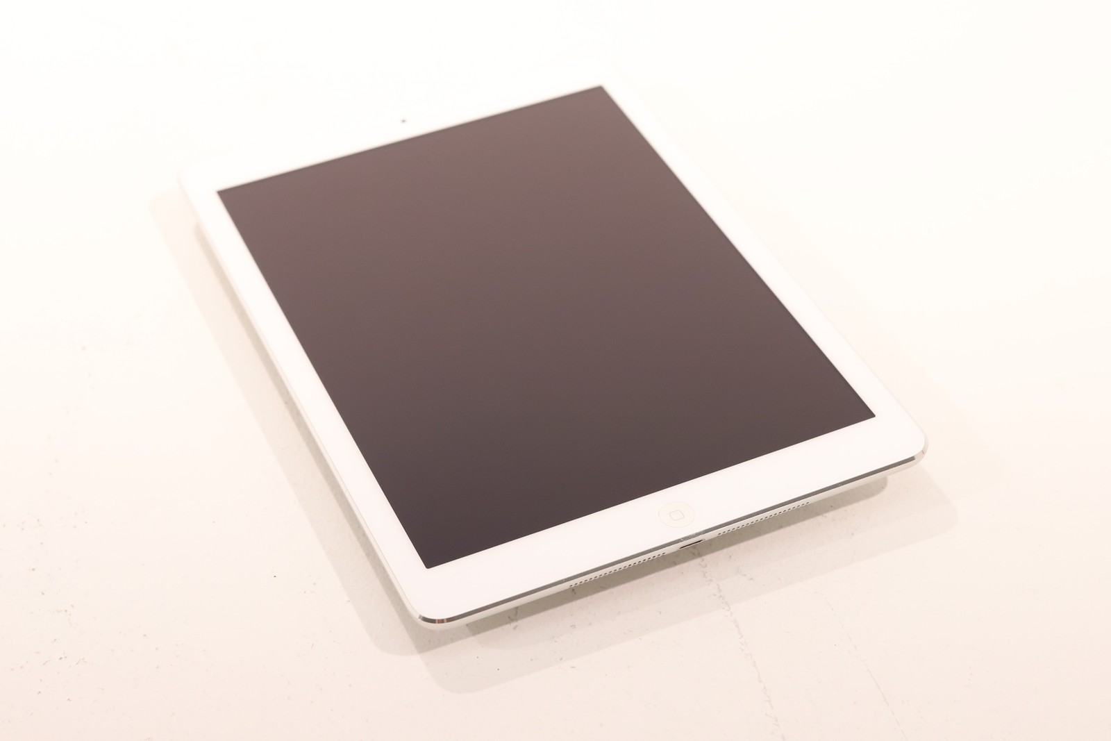 Компонент Apple iPad Air 1st Gen A1475 9.7" 32GB 98% Health Apple A7 Chip P/N: MD795LL/A — фото 1
