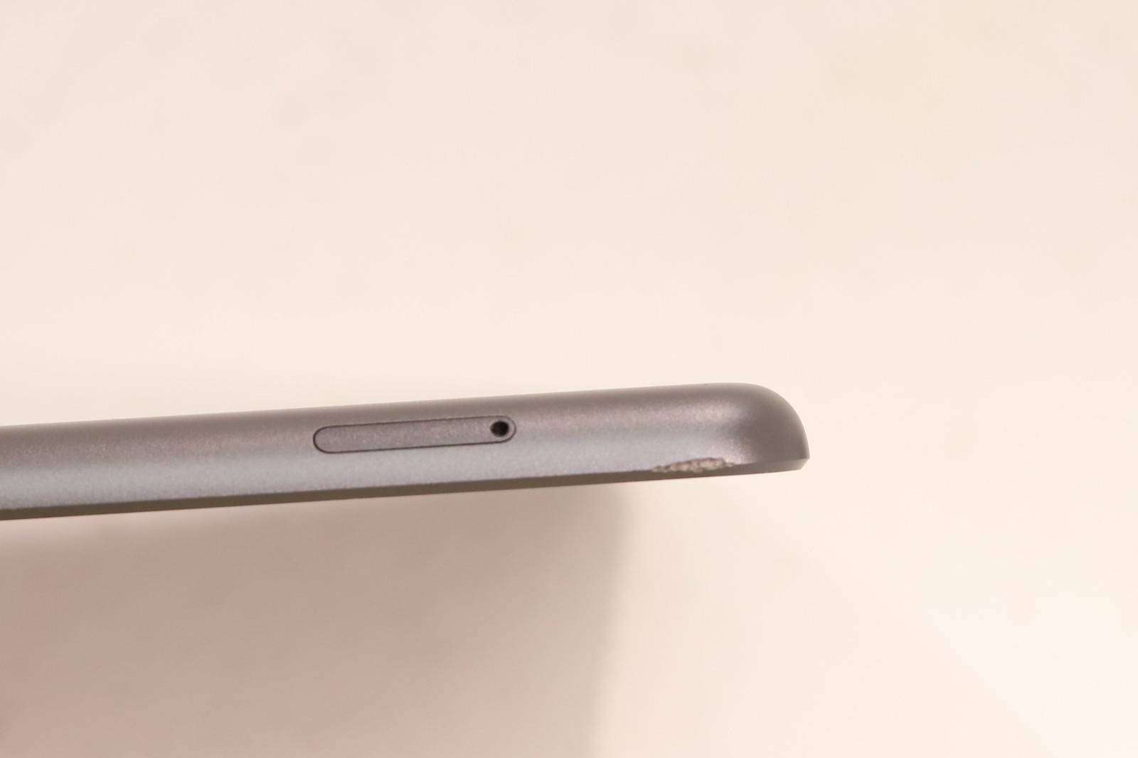 Компонент Apple iPad 7th Gen A2200 10.2" 32GB 89% Health A10 Fusion Chip P/N: MW6W2LL/A — фото 3