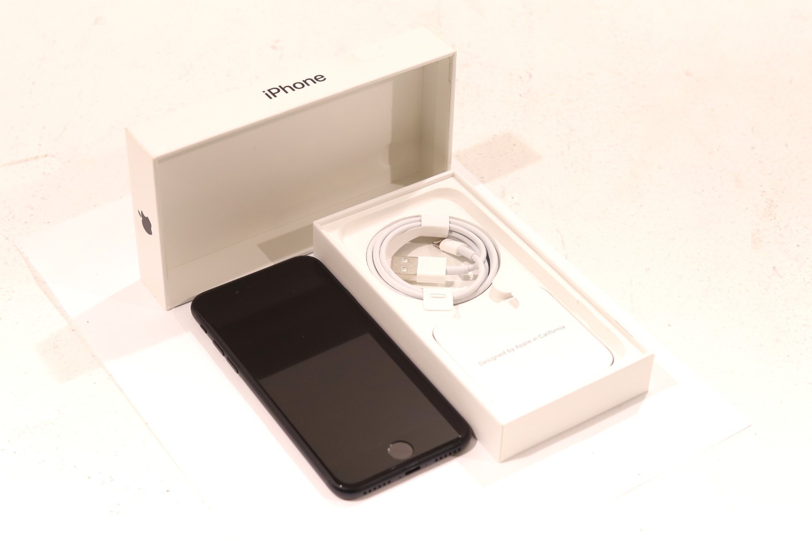 Компонент Apple iPhone SE 3rd Gen 64GB A2595 Midnight Black Color Unlocked P/N: MMX53LL/A — фото 1