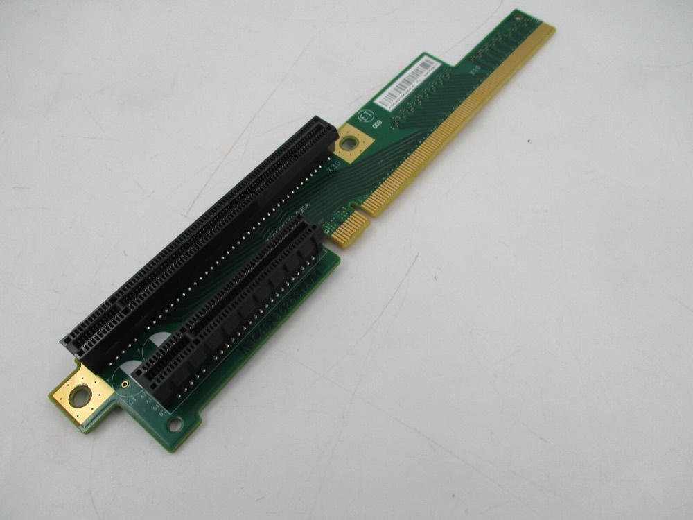Райзер Fujitsu A3C40196264 PCIe x8 x16 Riser Card (Slot1/2) Tested Working — фото 1