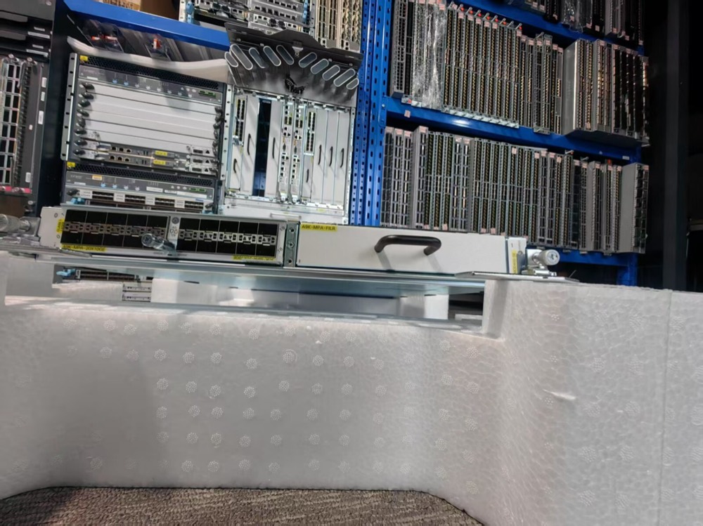 Маршрутизатор Cisco A9K-MOD400-SE — фото 3