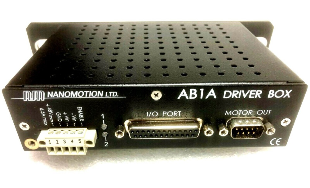 Компонент AB1A-2A-LS-E4 Nanomotion AB1A 32 Element, 10 Bit Driver Amplifier — фото 1