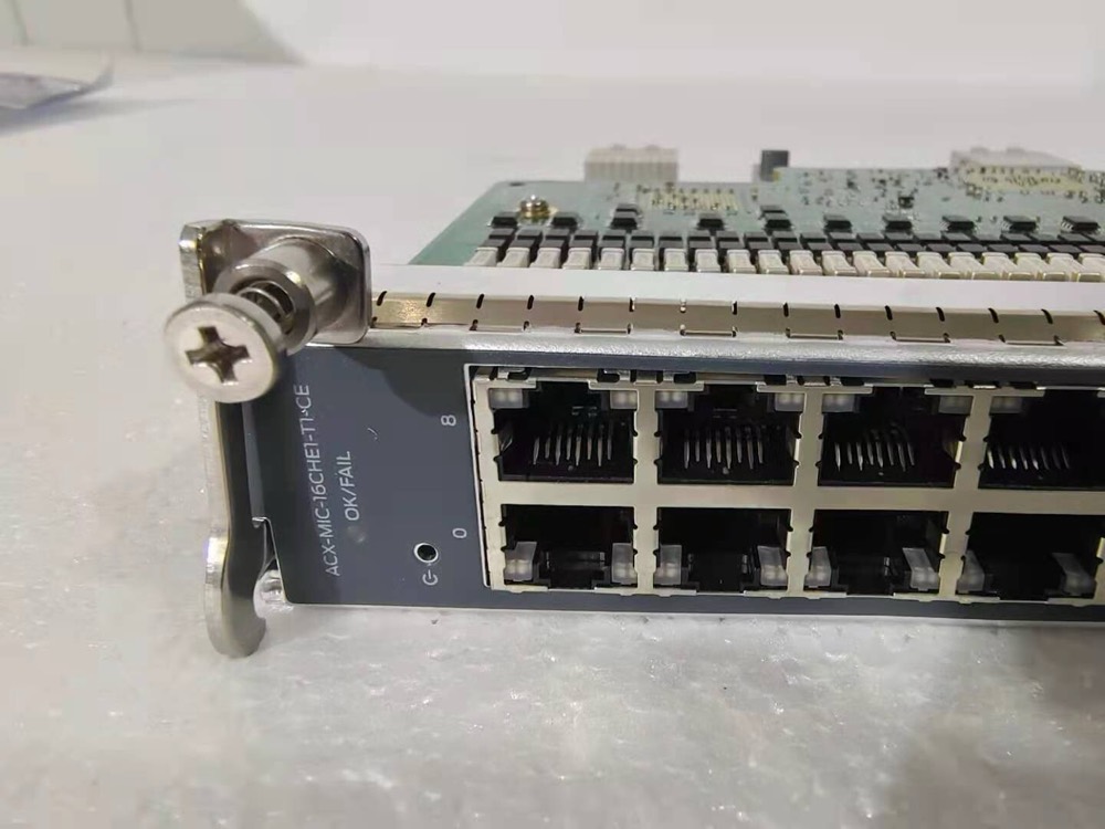 Маршрутизатор Juniper ACX-MIC-16CHE1-T1-CE — фото 1