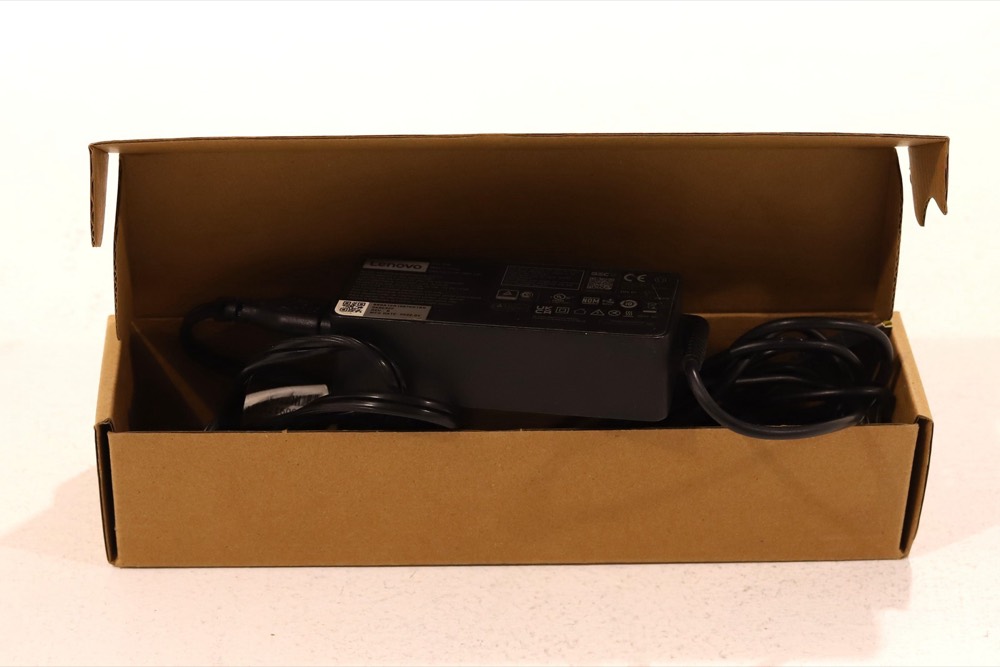 Адаптер Lenovo ADLX65YDC2D 65W USB-C Laptop Power Adapter W/Power Cord P/N: 5A10W86303 — фото 1
