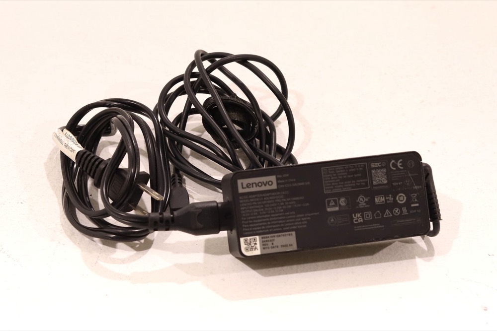Адаптер Lenovo ADLX65YDC2D 65W USB-C Laptop Power Adapter W/Power Cord P/N: 5A10W86303 — фото 2