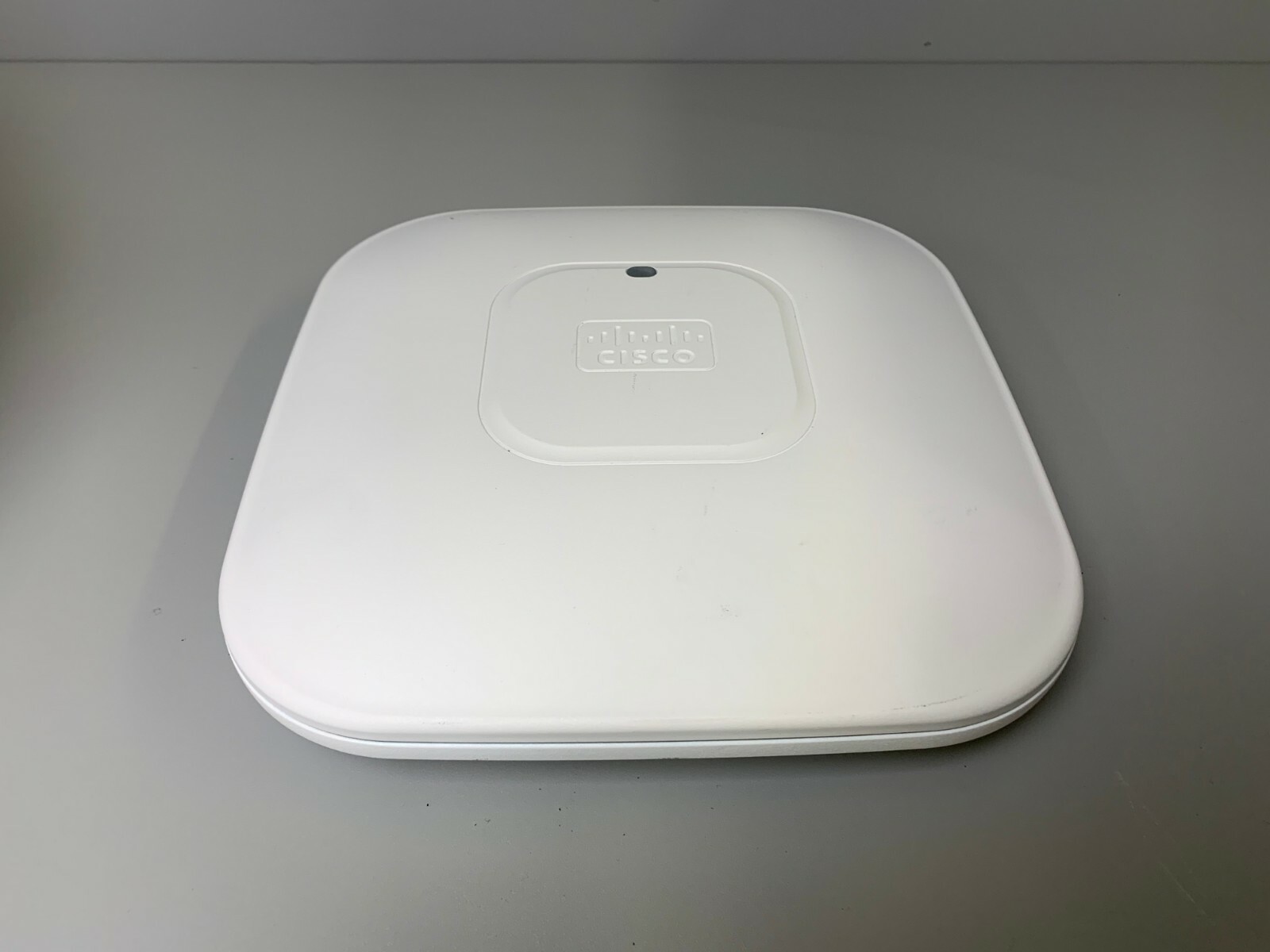 Точка доступа Cisco Aironet 2602I 802.11n, встроенные антенны, домен A (AIR-CAP2602I-A-K9) — фото 2