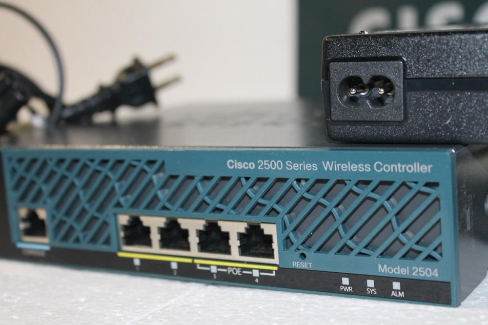 Контроллер Wi-Fi Cisco AIR-CT2504-15-K9 — фото 2