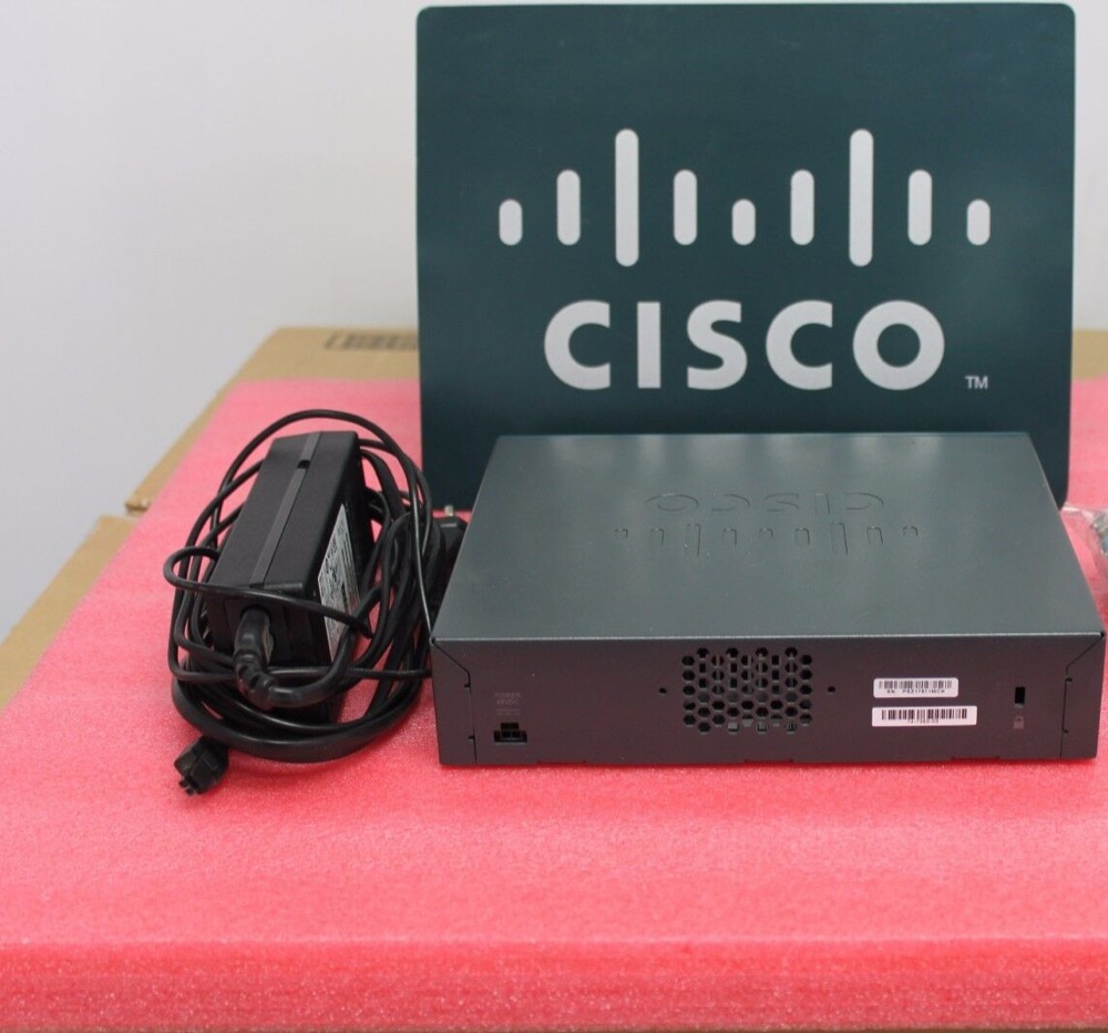 Контроллер Wi-Fi Cisco AIR-CT2504-5-K9 — фото 2