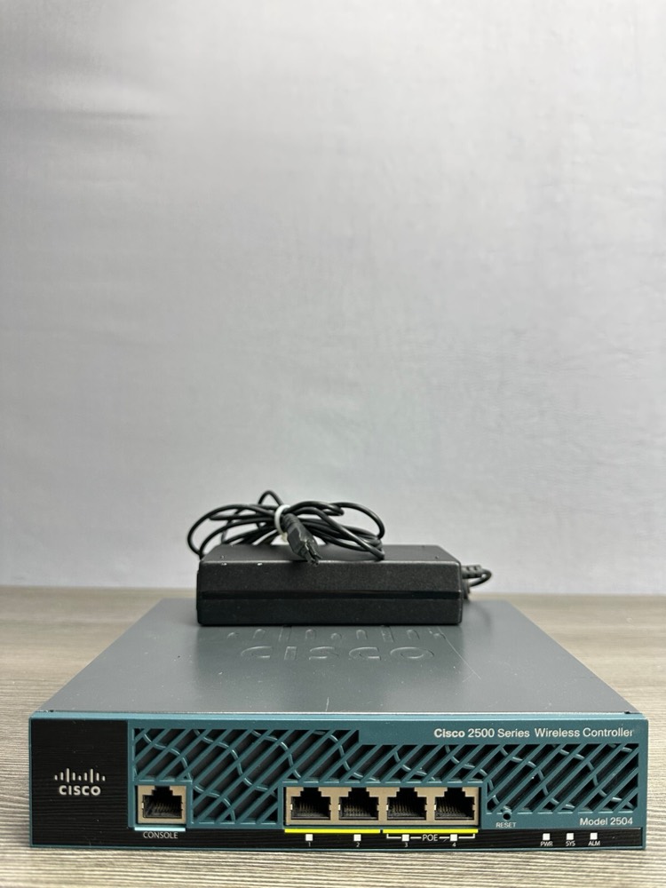 Контроллер Wi-Fi Cisco AIR-CT2504-K9 — фото 1